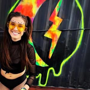 Meet your Posher, Skylar